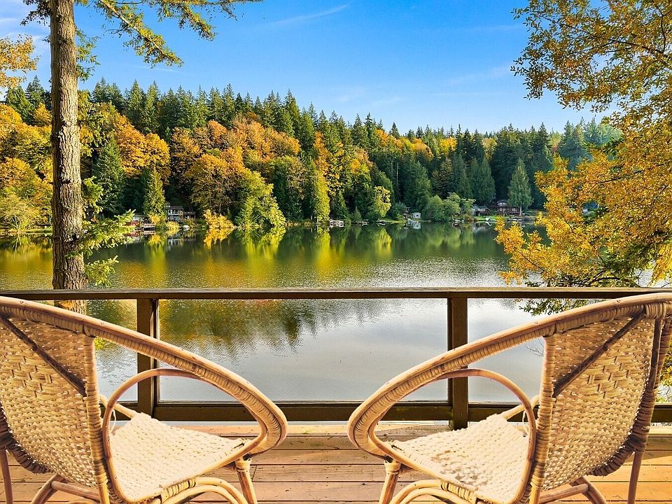 1st image of 1749 Emerald Lake Way