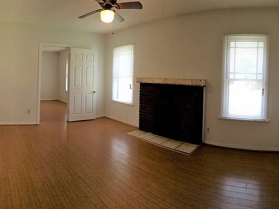 2nd image of 4800 Parrish Rd
