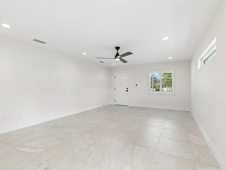 550 Milwaukee Ave #550 — Photo 24