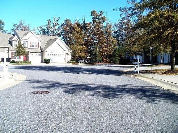 2nd image of 8807 Providence Knoll Mews