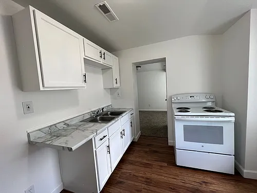 Large newly remodeled one bedroom one bath apartment for lease now. Apply Today! Photo 1