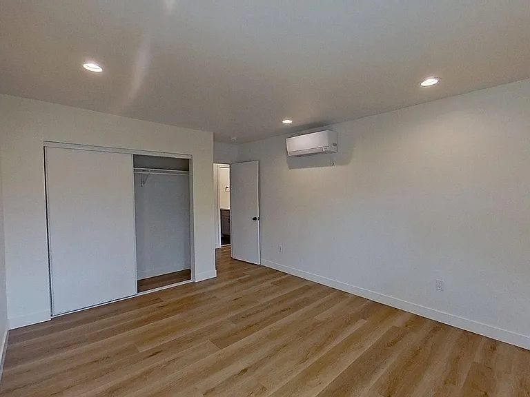 829 N Garfield St — Photo 127