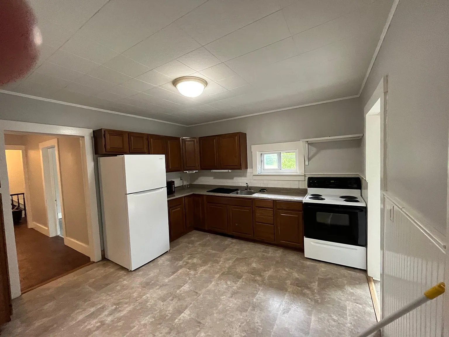 2 bed, $1,350 — Photo 4