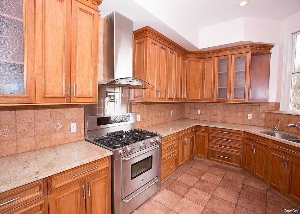 1st image of 5422A Sylvan Ave