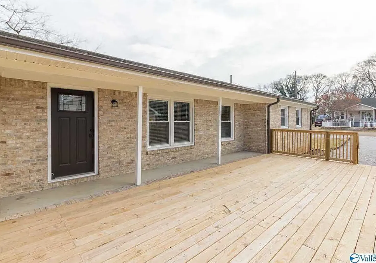 Spacious Brick Ranch | 3 Bedroom With Bonus | Stovehouse/Downtown $500 Off First Month — Photo 3