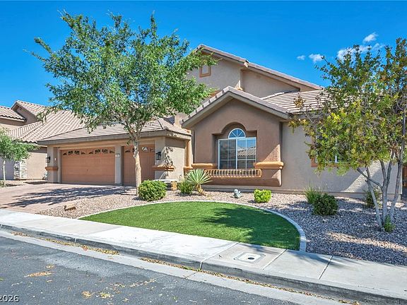 3rd image of 3904 Campanario Ave