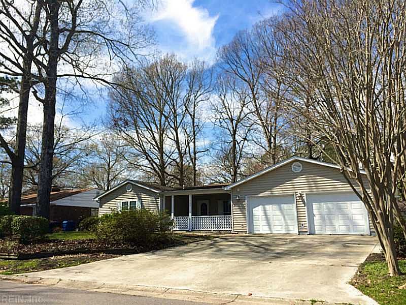 1st image of 437 Barcelona Ln