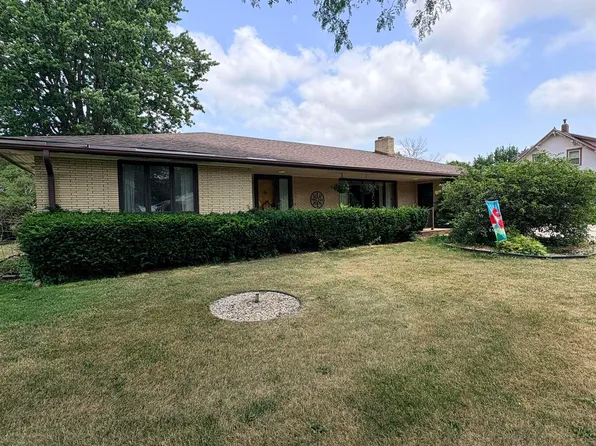 1401 W 5th St, Storm Lake, IA 50588