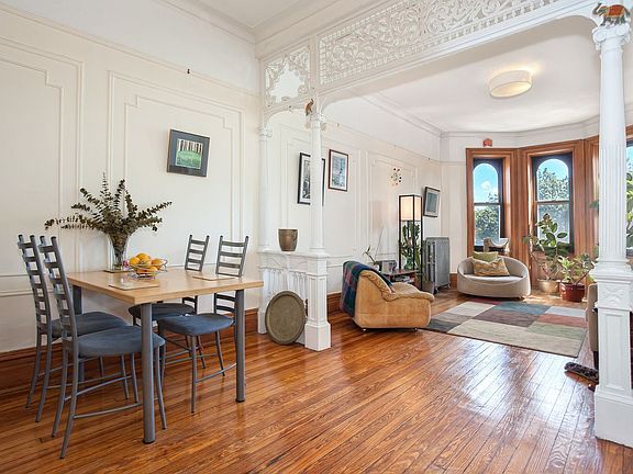 2nd image of 164 Prospect Park W APT 4R