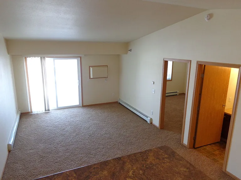 West Lake III Apartments — Photo 61