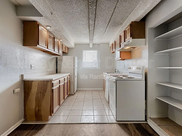 1180 Yosemite St #B2 — Photo 1
