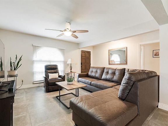 4th image of 5124 SE 51st St