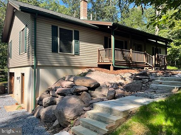 3rd image of 1289 Mount Wilson Rd