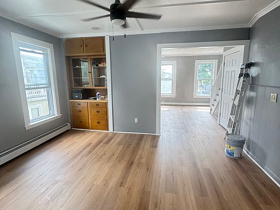 2nd image of 17 Arch Ave #2