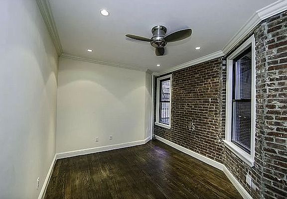 2nd image of 400 E 74th St #41