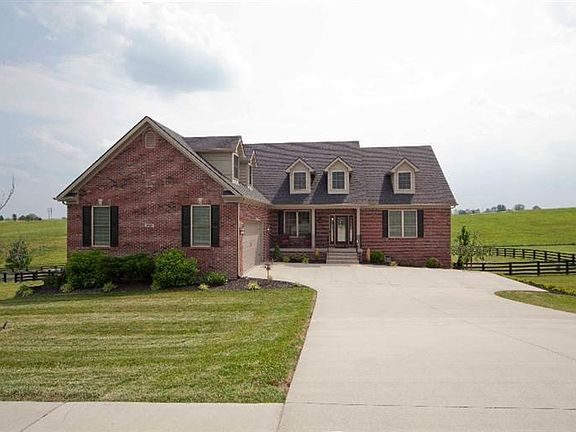 2nd image of 4048 Port Royal Dr