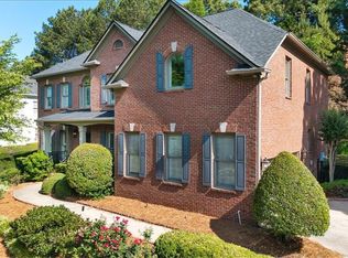 525 Woodmoore Ct, Sandy Springs, GA 30342