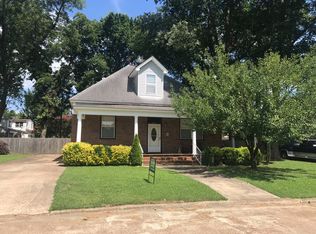 842 N Rosser St, Forrest City, AR 72335