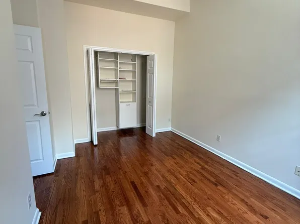 186 Wayne Street image 13 of 25