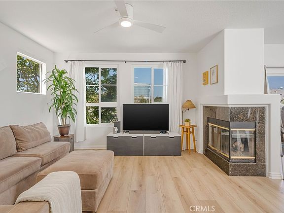 3rd image of 5439 Marine Ave