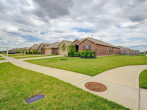 3rd image of 29235 Dunns Creek Ct