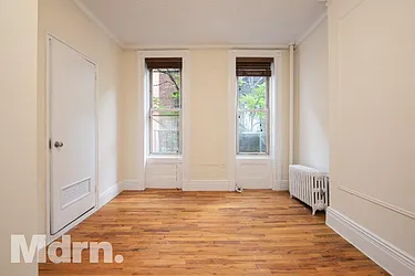 Rented by Mdrn Residential