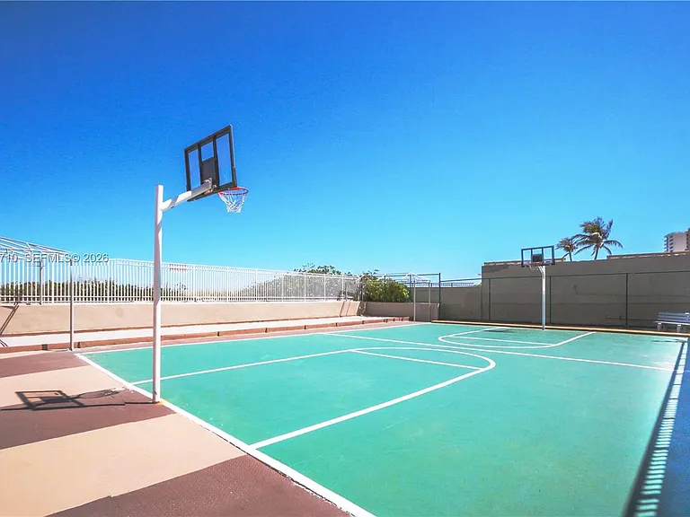 1980 S Ocean Dr #7M — Photo 22