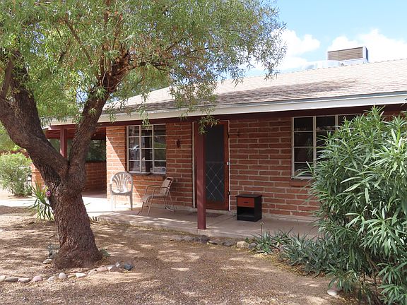 2nd image of 5209 E Bellevue St APT A