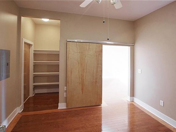 5th image of 2630 Talley St Unit 427