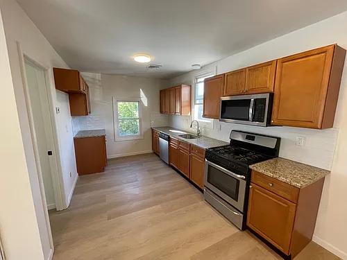 1309 Virginia St Photo 1