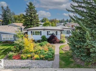 3607 106a St NW, Edmonton, AB T6J 1A7