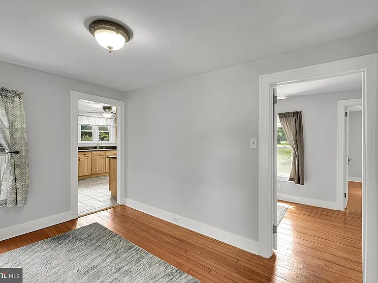 40 Reeceville Rd — Photo 7