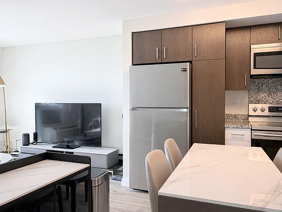 2nd image of 988 Halekauwila St #3207-1