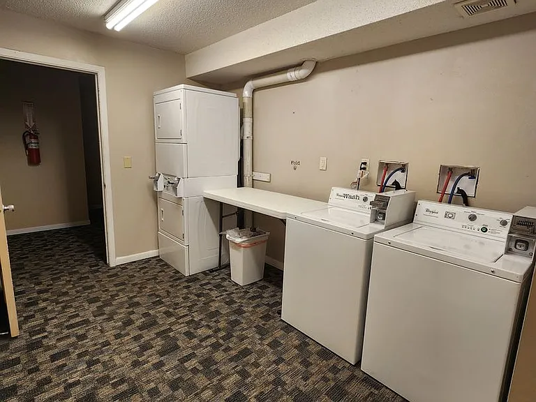 3010 W Omaha St — Photo 10
