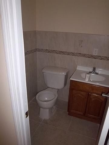 2nd image of 663 Rutland Rd