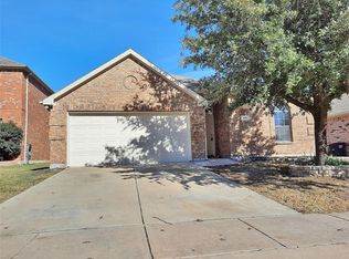 400 Mystic River Trl, Fort Worth, TX 76131