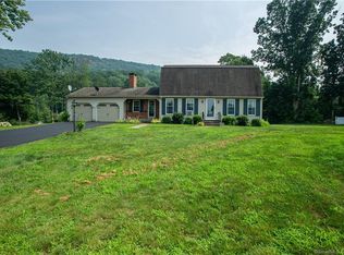 5 Ferncliff Dr, Southington, CT 06489