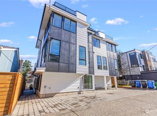 2209 C 42nd Ave SW, Seattle, WA 98116