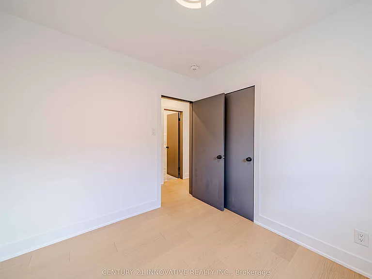 57 Leahann Dr #MAIN FLOOR — Photo 19
