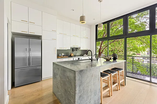 Sold by Compass | media 5