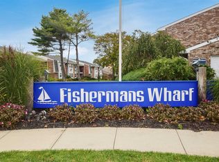 185 Millard Ave, West Babylon, NY 11704