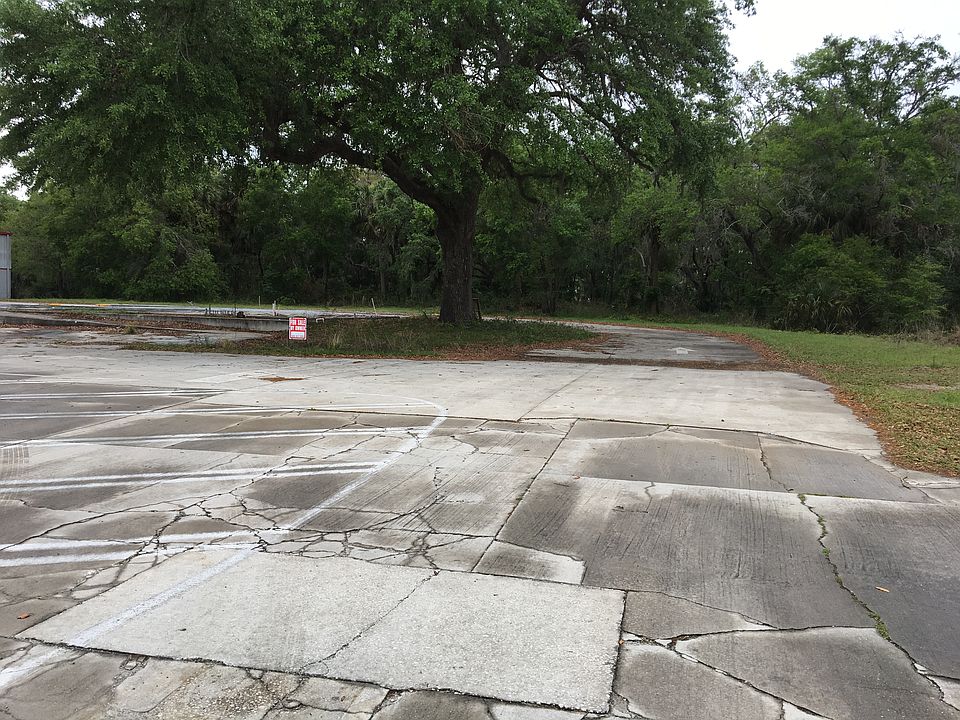 1st image of 200 S State Road 19