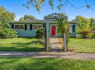 601 Ridgewood Rd, Streamwood, IL 60107