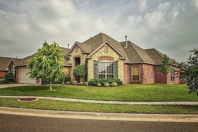 Elegant home on exceptional lot