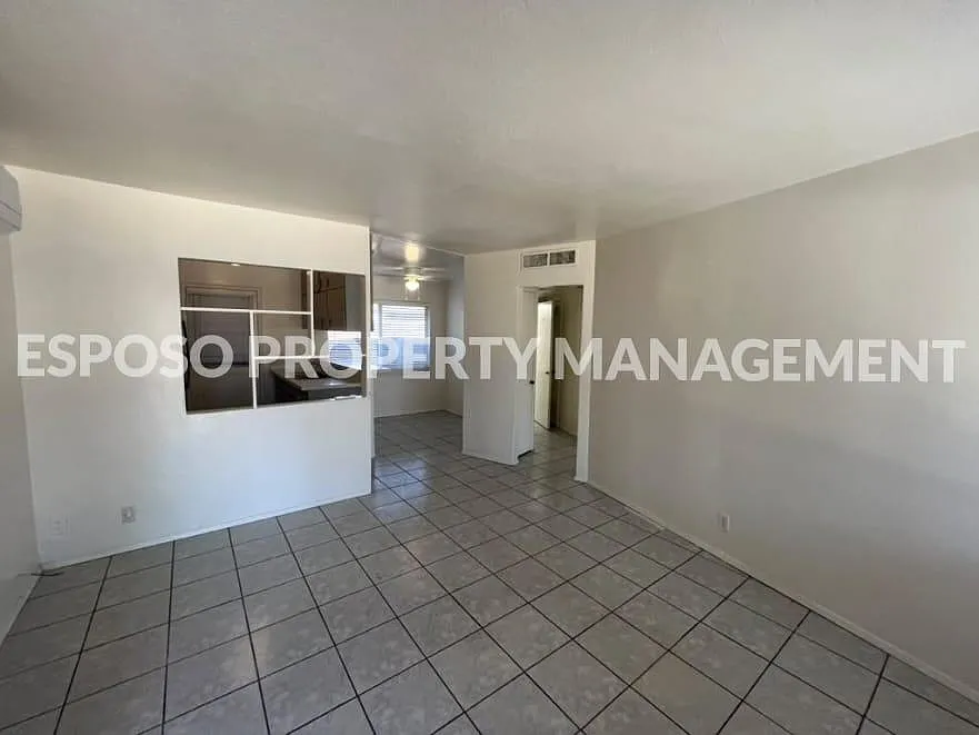 2825-2841 E Harvard Ave #2827