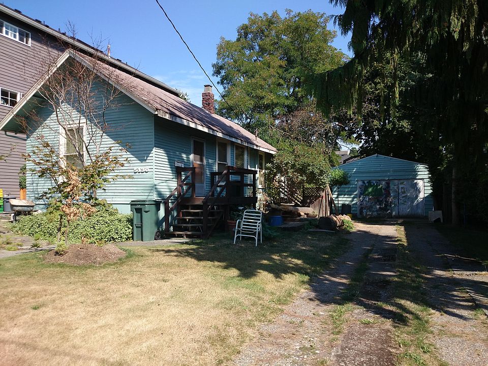 2nd image of 5130 26th Ave NE