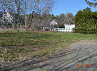 338 Main Rd N, Hampden, ME 04444