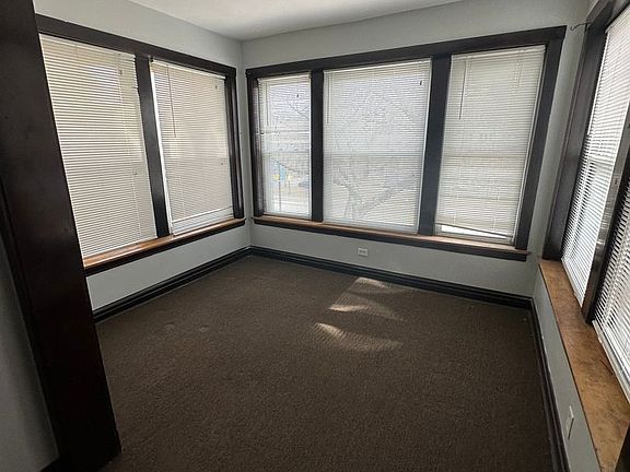 4th image of 4548 S King Dr #4550-2