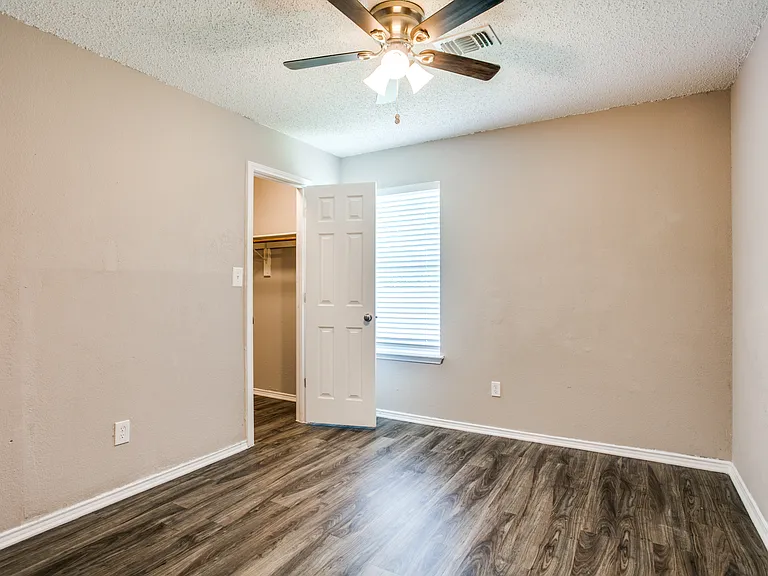 724 Pace Dr — Photo 9