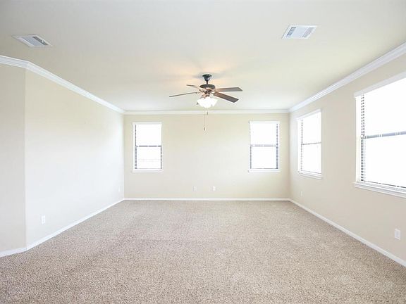 5th image of 10207 Red Tamarack Ln